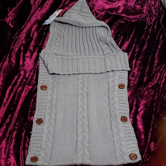 NWT Gray Baby Snuggie - Picture 1 of 5